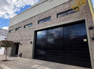 Depósito , Villa Santa Rita · Depósito con Oficinas y Cámaras de Frío en Alquiler