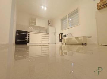 Departamento · 32m² · 2 Ambientes · Dpto Reciclado a Nuevo - Alberdi - un Dormitorio - Financiable