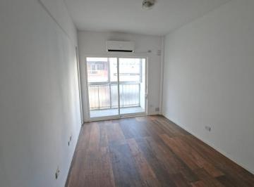 Departamento · 35m² · 2 Ambientes · Excelente Departamento 2 Ambientes con Balcon con Cerramiento