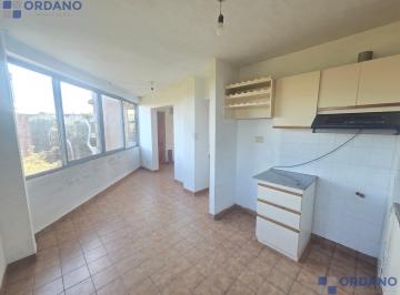 Departamento · 75m² · 5 Ambientes · Dpto Venta Quebrada de Las Rosas 3 Dorm Oportunidad