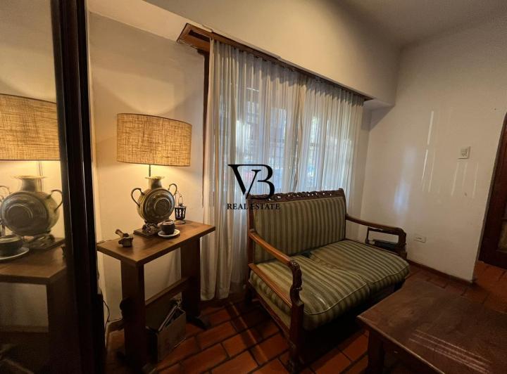 Casa · 128m² · 8 Ambientes