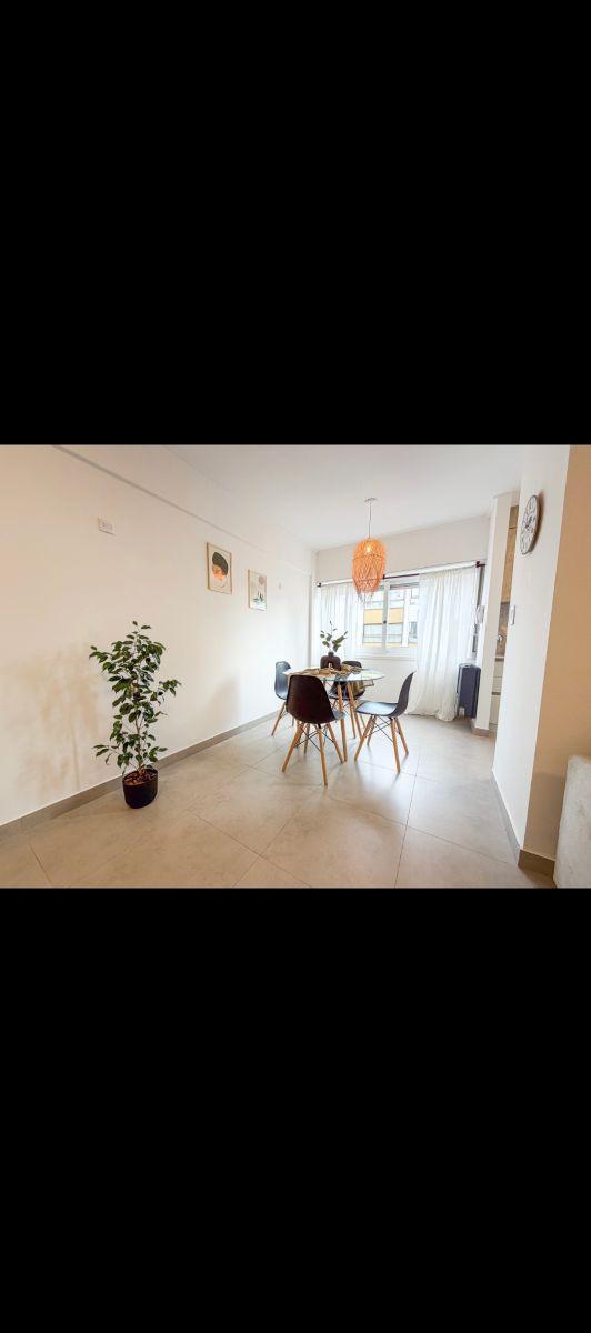 En el corazón de Centro, este departamento en venta ofrece comodidad y funcionalidad