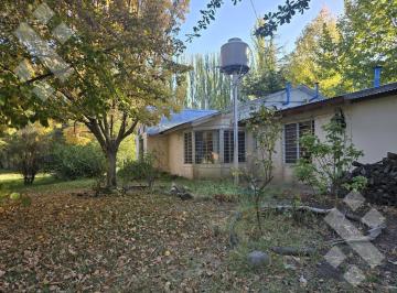 Casa · 10019m² · 4 Ambientes · Venta Casa 2 Dorm. - 1 Ha - Bº Pisicultura - Plottier