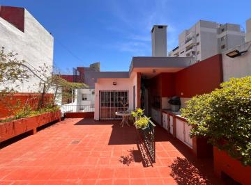 Casa de 5 ambientes, Caballito · Hermosisima Casa - Terraza - Quincho - Parrilla - Caballito!