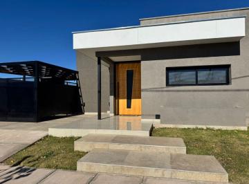 Casa de 4 ambientes, La Puntilla · Venta Casa Maipu