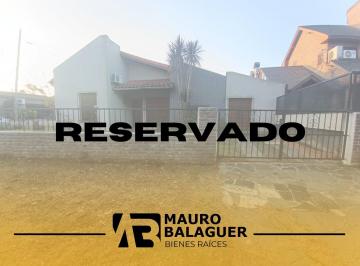 Casa · 525m² · 4 Ambientes · 2 Cocheras · Alquiler - Casa en Ciudad Evita - 3 Dorm.