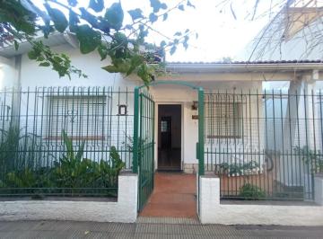 Casa · 80m² · 3 Ambientes · 2 Cocheras · Venta Chalet Ituzaingo Apto Credito