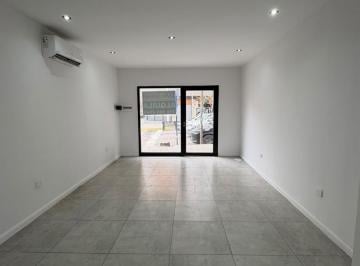 Local comercial · 35m² · 1 Ambiente · Local en Alquiler Cordoba Esquina Alderete Neuquén