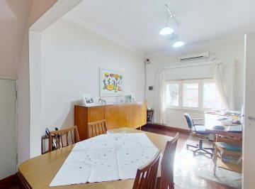 PH · 105m² · 4 Ambientes · 1 Cochera · PH 4 Amb en Venta en Avellaneda C/ Cochera S/exp
