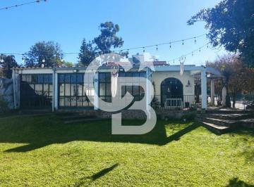 Casa · 184m² · 1 Cochera · Venta de Casa | B°los Perales