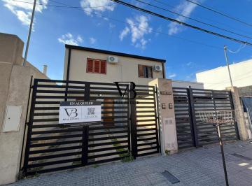 Departamento · 83m² · 2 Ambientes · 1 Cochera · Alquiler Dúplex con Cochera y Patio