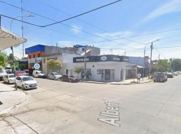 Local comercial · 27m² · 1 Ambiente · Alquiler - Victoriano Montes Esq. Alberti - Local Comercial de 27 m²