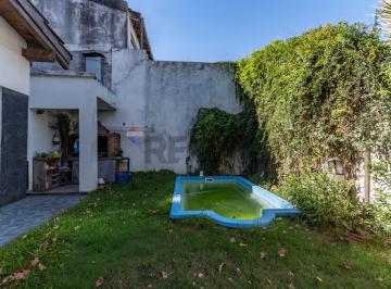 Casa · 155m² · 4 Ambientes · 1 Cochera · Oportunidad Casa 4 Amb Devoto C/ Pileta y Jardin