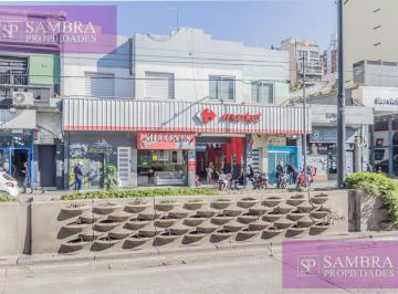 Oficina comercial · 140m² · 5 Ambientes · Alquiler Excelente Planta Alta/oficina Solo Para Uso Comercial, con Frente Sobre Av Cabildo 3100