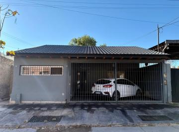 Casa · 135m² · 5 Ambientes · 1 Cochera · Se Vende Casa, Tres Dorm., Cochera, Godoy Cruz, Mza