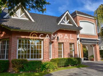 Casa · 230m² · 5 Ambientes · 2 Cocheras · Casa en Venta en Country Banco Provincia, Moreno, G. B. a. Zona Oeste