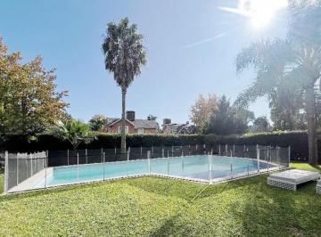 Casa · 270m² · 6 Ambientes · 1 Cochera · Casa en Venta en Los Olmos, Benavidez, Tigre