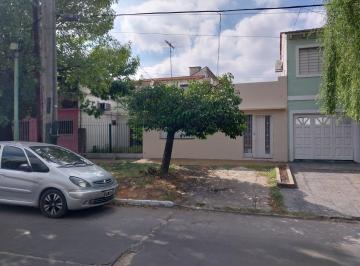 Local comercial · 55m² · 3 Ambientes · 2 Dorm. con Patio
