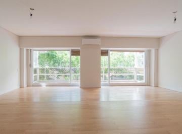 Departamento · 138m² · 4 Ambientes · 1 Cochera · Venta Depto Reciclado 4 Amb C/ Cochera en Recoleta