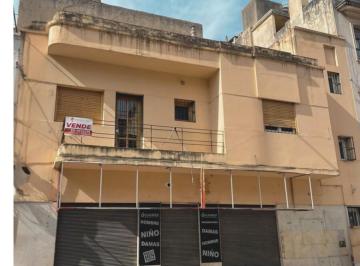 Local comercial · 156m² · 4 Ambientes · Venta | B° Centro | Local Comercial Pb | Dpto 2 Dor. Pa | 156 m² Cubierto Totales | Ideal Para Inver
