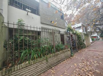 Casa · 143m² · 4 Ambientes · Casa en Venta en Martinez de 5 Ambientes