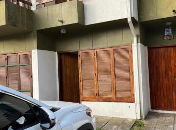 Departamento · 100m² · 5 Ambientes · 1 Cochera · Venta Triplex Al Frente 3 Dorm. Sin Expensas