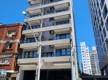 Departamento · 42m² · 2 Ambientes · Dpto 1 Dorm en Venta en Bv Pellegrini