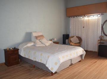 Casa · 153m² · 3 Ambientes · Casa en Venta San Miguel del Monte 4 Ambientes