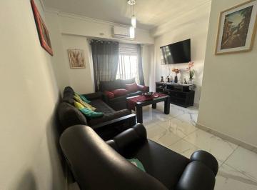 Departamento · 80m² · 5 Ambientes · Dpto 4amb C/dep Remod a Nvo Bcon Corrido V. Crespo