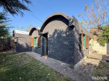 Casa · 95m² · 4 Ambientes · Casa en Venta - 3 Dorm. 3 Baños - Manuel B Gonnet