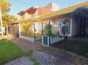 Casa · 66m² · 3 Ambientes · Venta - Casa 3 Ambientes C/parrilla - Boulogne Sur Mer