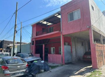 Casa · 300m² · 6 Ambientes · 4 Cocheras · Casa Multifamiliar en Venta en General Pacheco