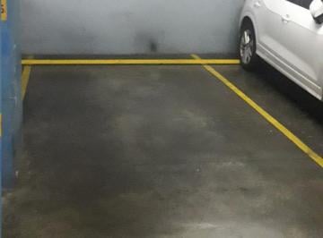 Garage · 12m² · Se Vende Cochera Fija, Cubierta, Seguridad 24hs
