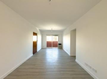 Departamento · 80m² · 4 Ambientes · 1 Cochera · Departamento en Venta en La Plata