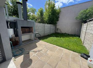 Casa · 80m² · 3 Ambientes · 1 Cochera · Duplex en Alquiler City Bell