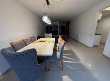 Departamento · 92m² · 4 Ambientes · 1 Cochera · Venta Departamento 3 Dorm. Cochera Centro