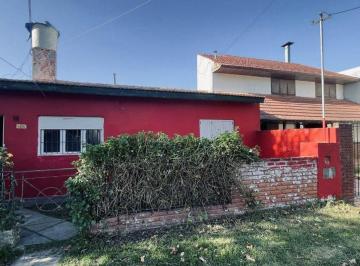 Casa · 40m² · 3 Ambientes · Venta PH 3 Ambientes a Reciclar Aeroparque