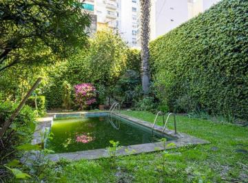 Casa · 280m² · 5 Ambientes · 2 Cocheras · Hermosa Casa con Piscina, Garage Caballito