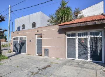 Casa · 170m² · 4 Ambientes · 1 Cochera · Casa en Venta en La Plata 3 Dorm. Cochera