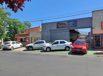 Local comercial · 135m² · 2 Ambientes · 8 Cocheras · Local Comercial / Galpón en Venta - Rentabilidad 15% Anual en Dolares!