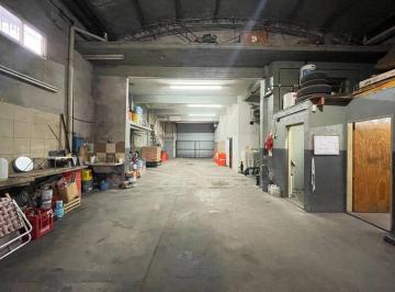 Bodega-Galpón · 430m² · Venta Galpón + Casa 3 Amb + Depto en José C. Paz