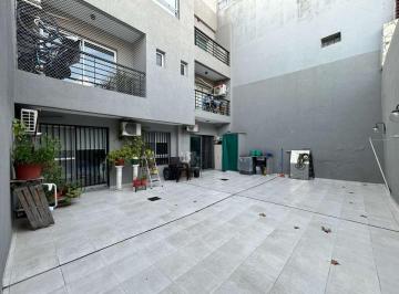 PH · 92m² · 4 Ambientes · 1 Cochera · Venta PH 4 Amb P. Baja Patio y Cochera V. Urquiza