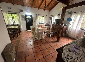 Casa · 70m² · 3 Ambientes · 1 Cochera · Venta Casa 2 Dorm. - Logaritmo - Apto Credito.