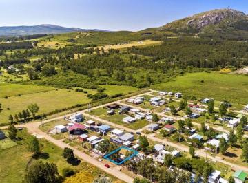 Terreno · 300m² · Se Vende Terreno en Pueblito Obrero - Piriápolis