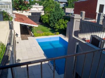 Casa · 238m² · 6 Ambientes · 3 Cocheras · Venta Casa 6 Amb Pilet Jard Lum Quinc Coch V Luro