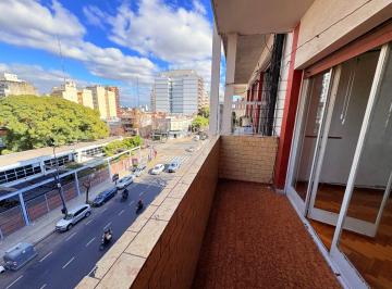 Departamento de 3 ambientes, Boedo · 3 Ambcon Dep, Balcon Frente, Muy Luminoso