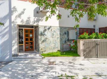 Departamento · 65m² · 4 Ambientes · Departamento Centrico Pb 3 Dorm Amoblado