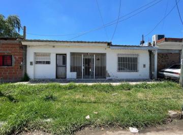 Casa · 96m² · 4 Ambientes · Venta Casa 4 Ambientes Gonzalez Catán