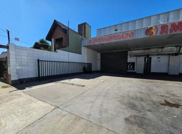 Local comercial · 700m² · 8 Cocheras · Alquiler Local Galpon Depósito 700 m² Ituzaingo