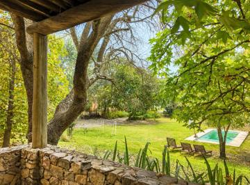 Casa · 274m² · 5 Ambientes · 1 Cochera · Alquiler Casa San Lorenzo Chico La Aguada